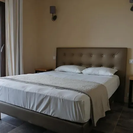 Ferayola Hotel 4*