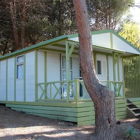 Ferayola Hotel