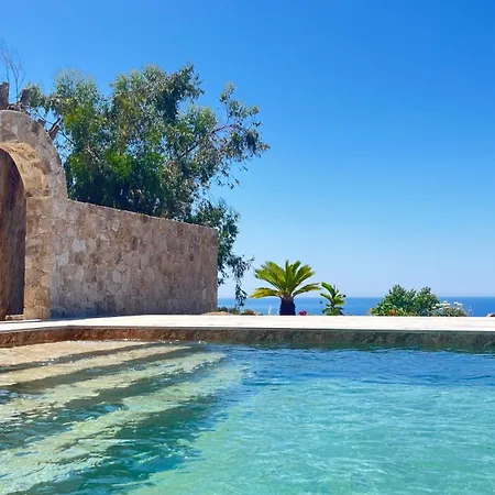 Ferayola Hotel Galeria (Corsica)